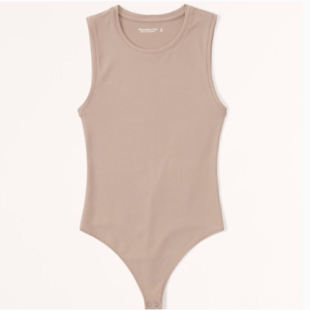 Abercrombie & Fitch Seamless Fabric Crew Tank Bodysuit in Cream sz S